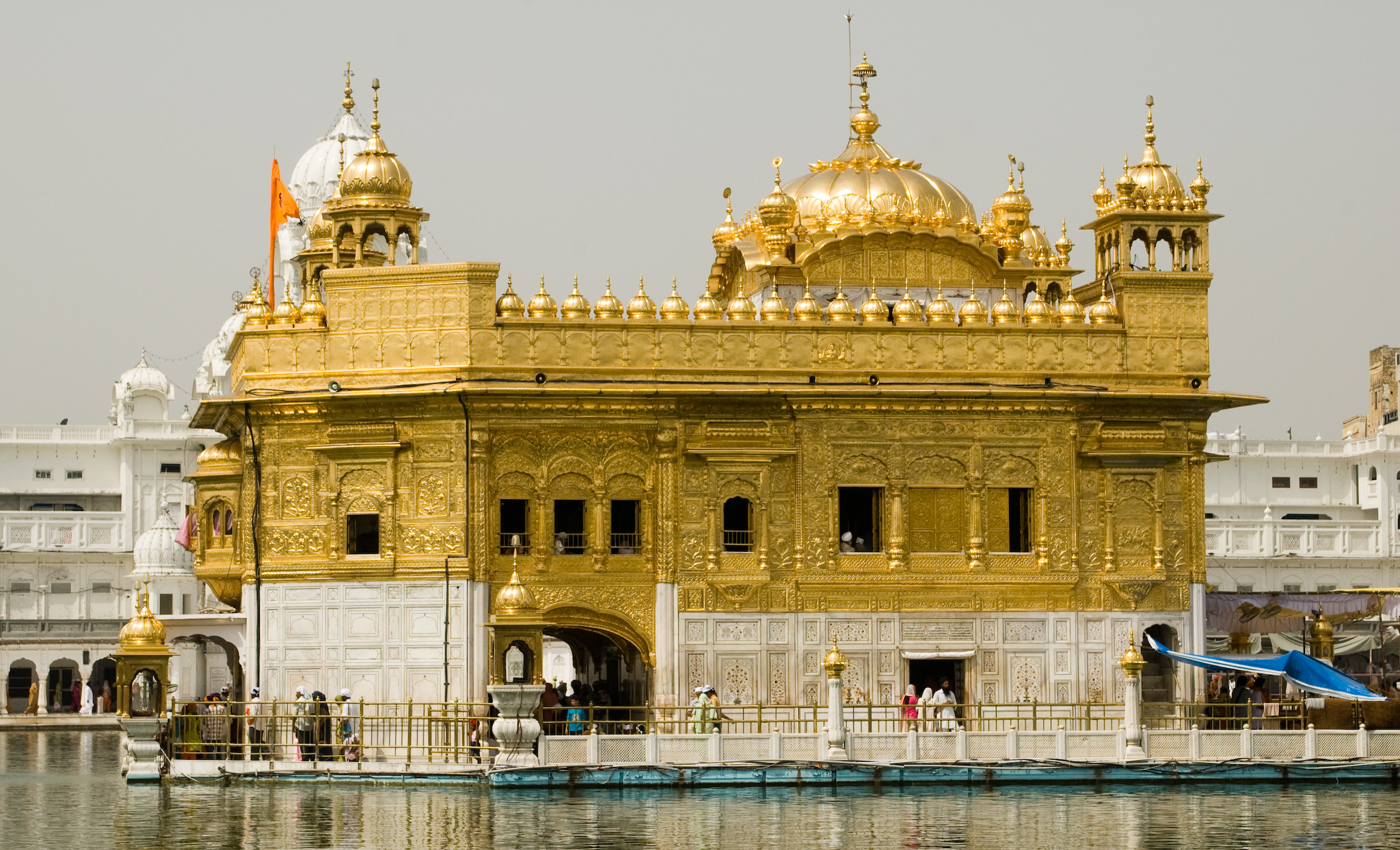 Le Harmandir Sahib (Temple d’Or) à Amritsar, sanctuaire central du sikhisme